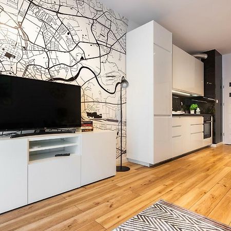 Novum Apartment With Parking Cracovia Esterno foto