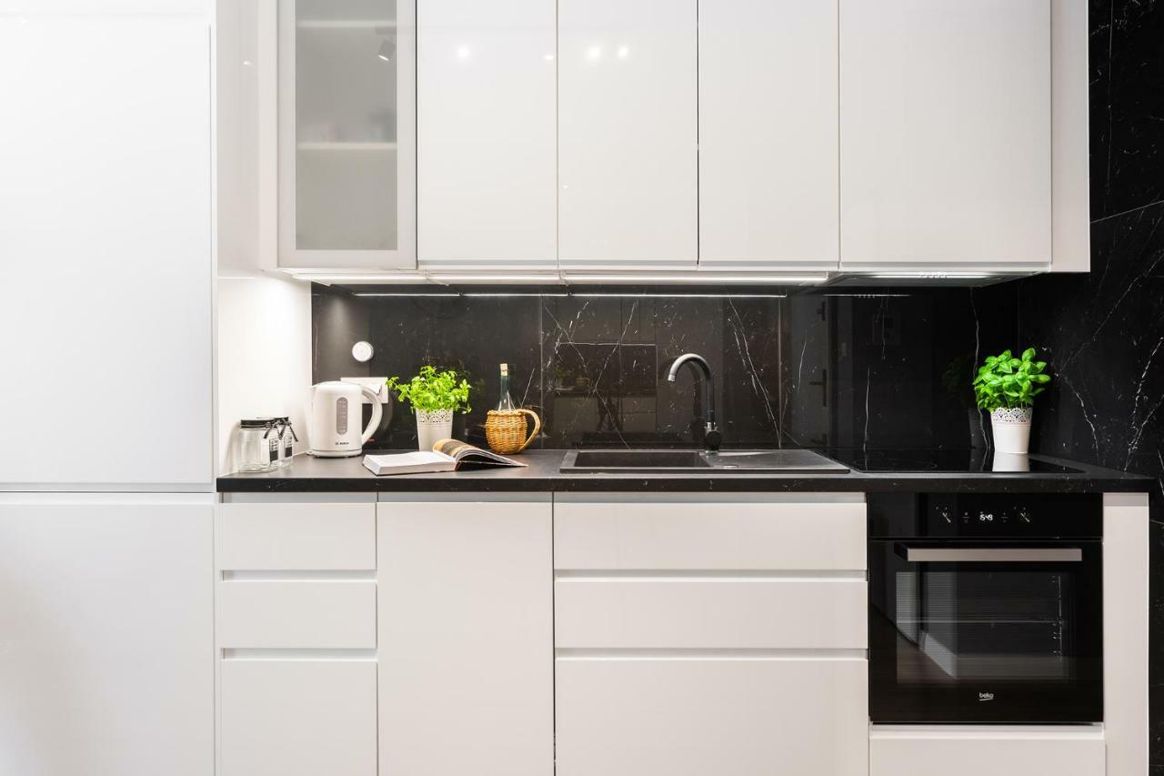 Novum Apartment With Parking Cracovia Esterno foto